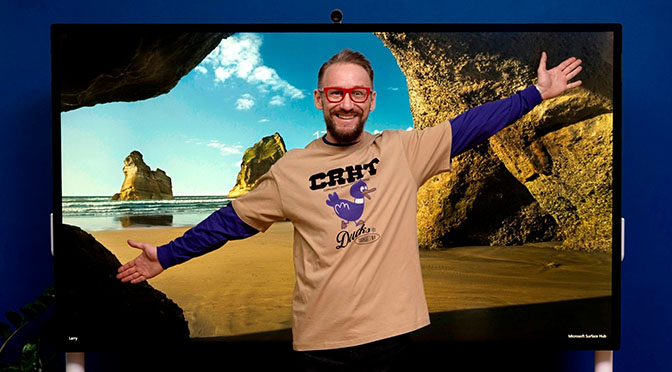 Представляем Microsoft Surface Hub 2S на 85 дюймов!