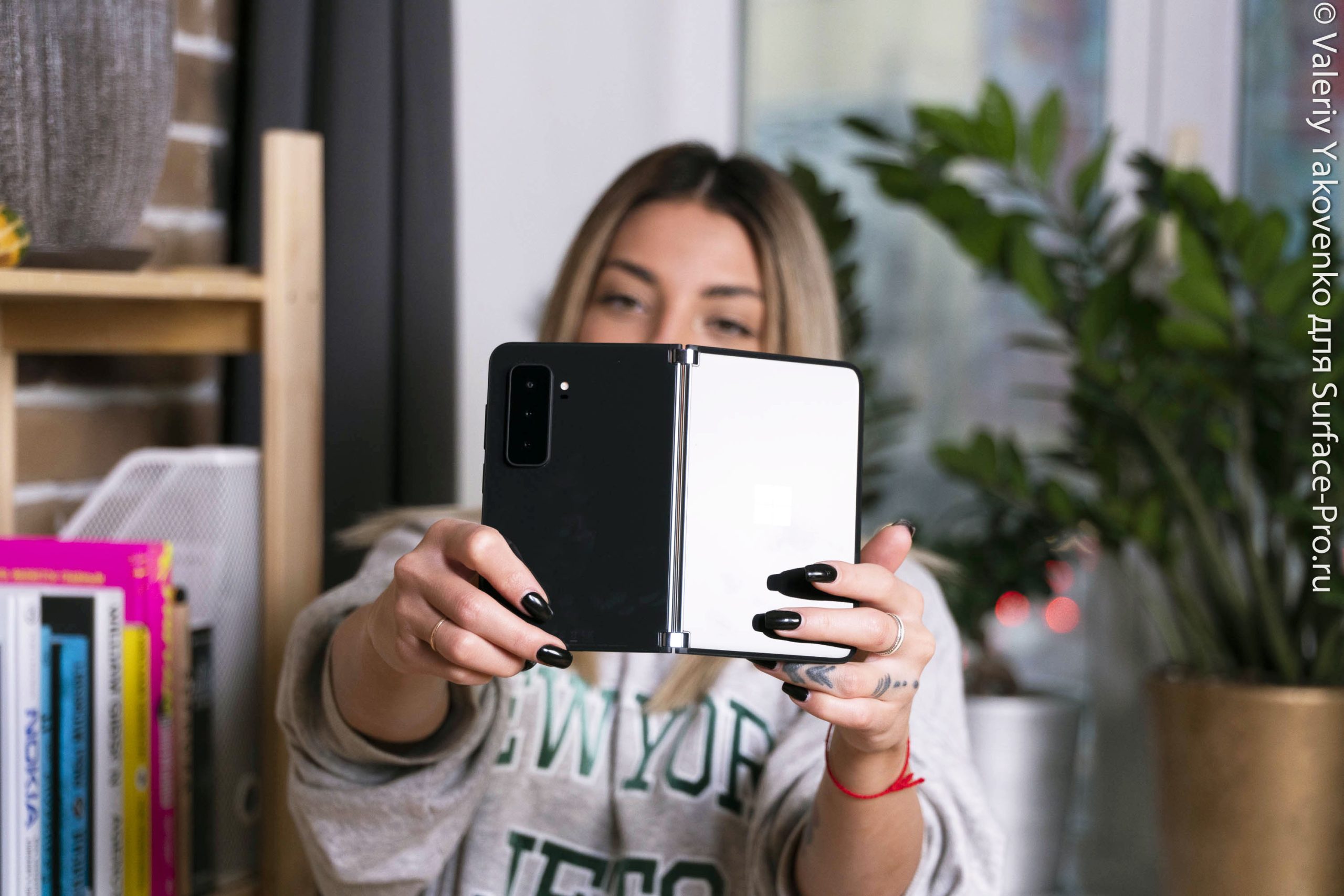 Обзор Microsoft Surface Duo 2